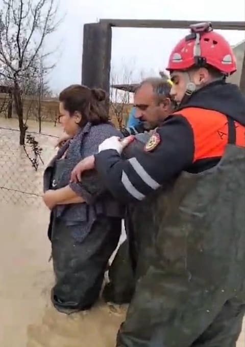 FHN:  20-si azyaşlı olmaqla ümumilikdə 84 nəfər vətəndaş təhlükəsiz əraziyə təxliyə edilib