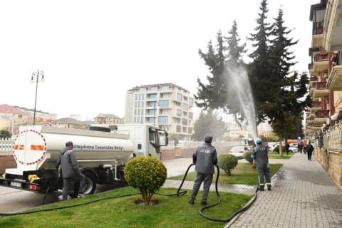 Güclü yağışdan sonra Bakıda genişmiqyaslı daxili iməclik keçirilib