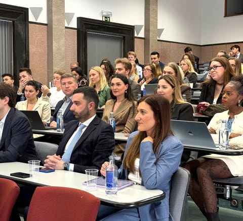 Vəkillər Kollegiyasının nümayəndə heyəti Portuqaliyada beynəlxalq konfransda iştirak edib