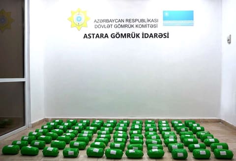 “Astara” gömrük postunda 100 kiloqramdan artıq narkotik vasitə aşkar edilib
