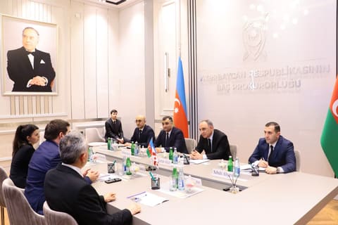Kamran Əliyev Gürcüstan Vəkillər Kollegiyasının sədri ilə görüşüb