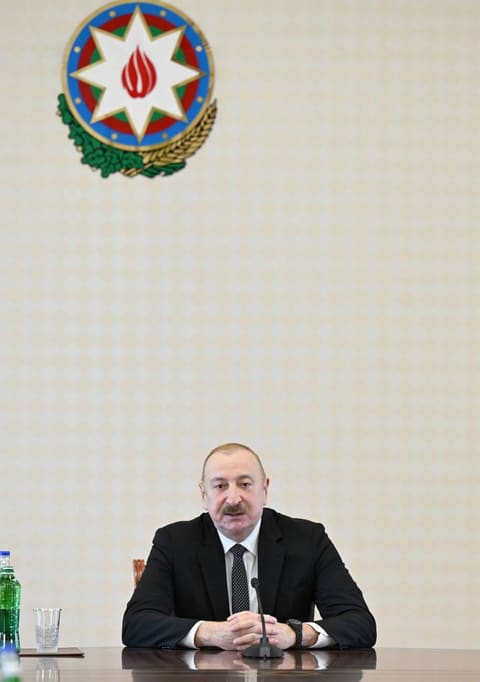 İlham Əliyev Türk Dövlətləri Təşkilatına üzv dövlətlərin hökumət başçılarının görüşünün iştirakçılarını qəbul edib - YENİLƏNİB
