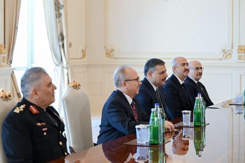 İlham Əliyev Türkiyənin daxili işlər naziri Mustafa Çiftçini qəbul edib