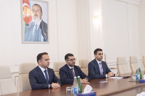 Məcnun Məmmədov Mentorluq Proqramı çərçivəsində “Yüksəliş” müsabiqəsinin qalibləri ilə görüşüb