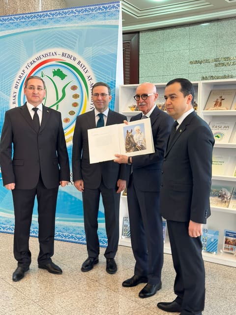 Firudin Qurbanov Türkmənistanda keçirilən 3-cü Beynəlxalq Riyaziyyat Olimpiadasının açılışında iştirak edib