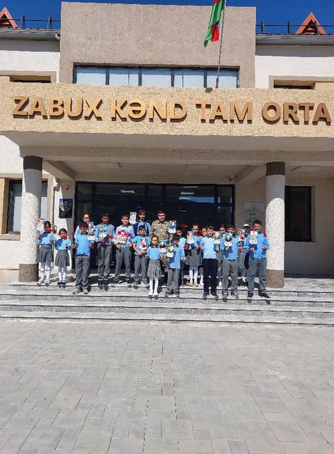Zəfərin işığında qurulan təhsil: Laçının Zabux kəndində yeni məktəb - FOTOLAR