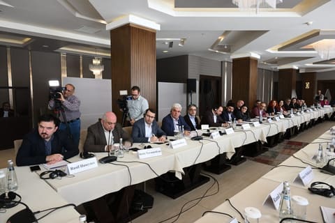 “Sülh Körpüsü” təşəbbüsünün iştirakçıları Qəbələdə  Hikmət Hacıyevlə görüşüblər