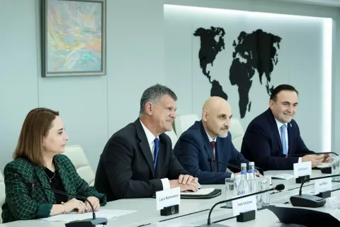Nazir BP-nin regional prezidenti ilə müzakirə aparıb
