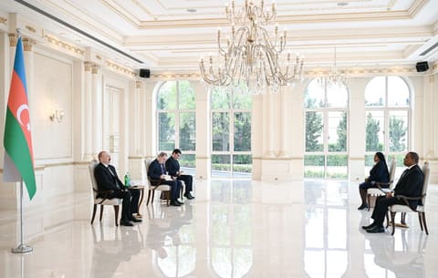 Prezident İlham Əliyev Esvatininin yeni səfirini qəbul edib - YENİLƏNİB
