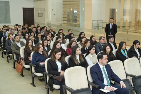 Nazir müavini Qubada ümumi və ali təhsil müəssisələrinin pedaqoji heyəti ilə görüşüb