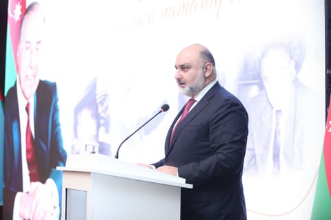 “Ulu Öndər Heydər Əliyev və Azərbaycanın memarlıq irsi” mövzusunda tədbir keçirilib