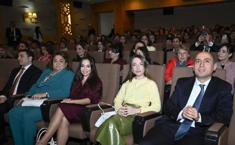 “Mən, Lalə, bir də Şerlok Holms”un ikinci mövsümünün təqdimatı keçirilib