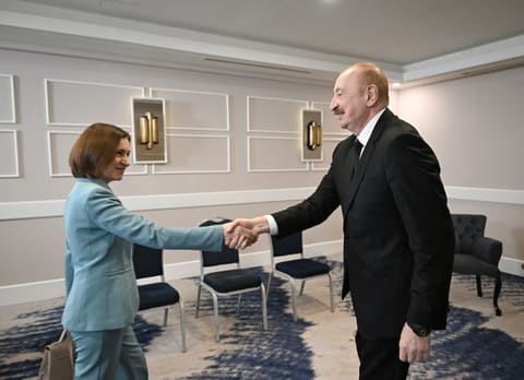 Prezident İlham Əliyevin Antalyada Moldova Prezidenti ilə görüşü olub - YENİLƏNİB