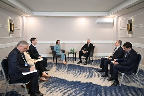 Prezident İlham Əliyevin Antalyada Moldova Prezidenti ilə görüşü olub - YENİLƏNİB