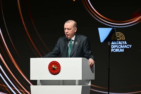 İlham Əliyev Antalyada Diplomatiya Forumunun açılış mərasimində iştirak edib - YENİLƏNİB 2
