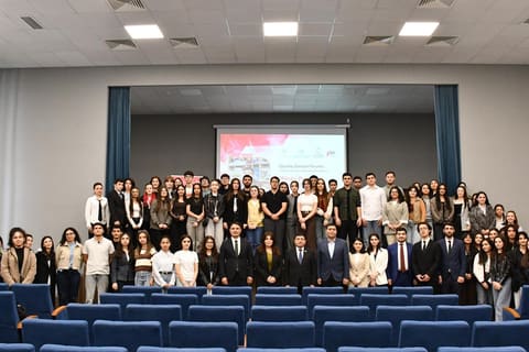 Xankəndidə "Qayıdış: Gənclər Forumu - Hüquqi Yanaşmalar və Beynəlxalq Perspektivlər" mövzusunda tədbir keçirilib - FOTOLAR