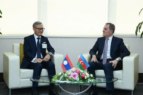 Azərbaycan və Laos XİN rəhbərləri görüşüb