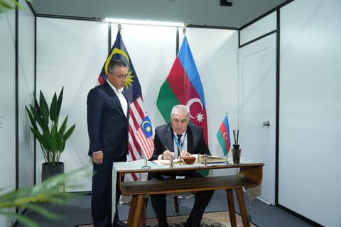 Azərbaycan məhsulları “DSA 2026” sərgisində nümayiş etdirilir