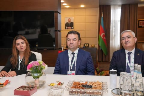 Fərid Qayıbov Türkiyənin Gənclər və İdman Nazirliyinin nümayəndə heyəti ilə görüşüb
