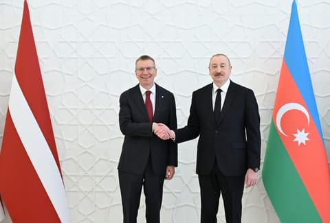 Latviya Prezidentinin rəsmi qarşılanma mərasimi olub