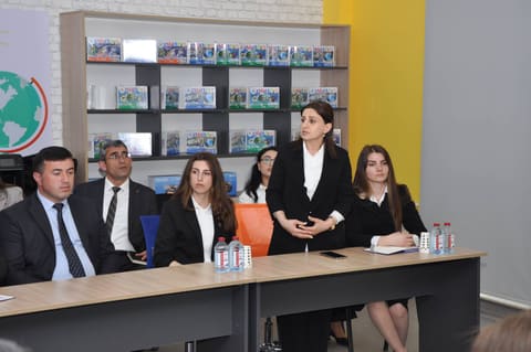 Elm və təhsil nazirinin müavini Şamaxıda müəllim və valideynlərlə görüşüb