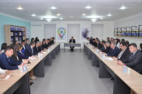Elm və təhsil nazirinin müavini Şamaxıda müəllim və valideynlərlə görüşüb