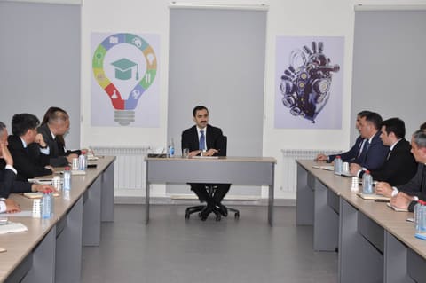 Elm və təhsil nazirinin müavini Şamaxıda müəllim və valideynlərlə görüşüb
