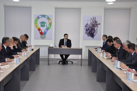 Elm və təhsil nazirinin müavini Şamaxıda müəllim və valideynlərlə görüşüb