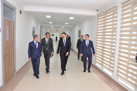 Elm və təhsil nazirinin müavini Şamaxıda müəllim və valideynlərlə görüşüb