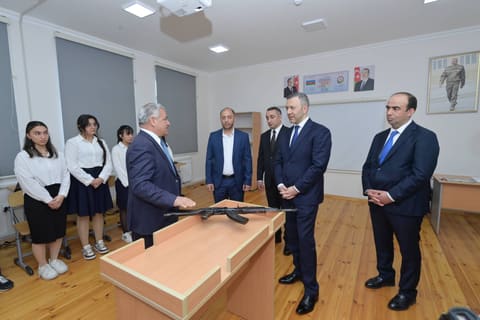 Mətin Kərimli Tərtərdə tədris prosesini izləyib