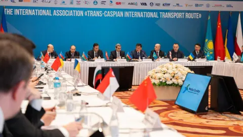 Azərbaycan və Qazaxıstan arasında Orta Dəhlizin inkişafı üzrə mühüm sənədlər imzalanıb