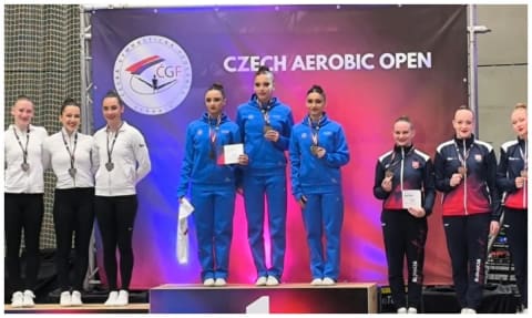 Azərbaycanın aerobika gimnastları Çexiyada beynəlxalq turnirdə qızıl medal qazanıblar