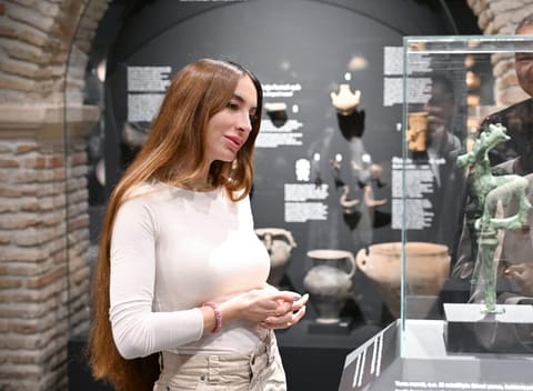 Leyla Əliyeva və Arzu Əliyeva Şəkidə tarixi-memarlıq abidələrinin bərpadan sonra açılışında iştirak ediblər