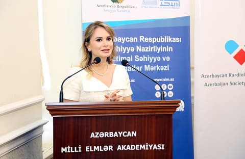 AMEA əməkdaşları üçün müayinə aksiyaları və maarifləndirmə tədbirləri təşkil olunub 