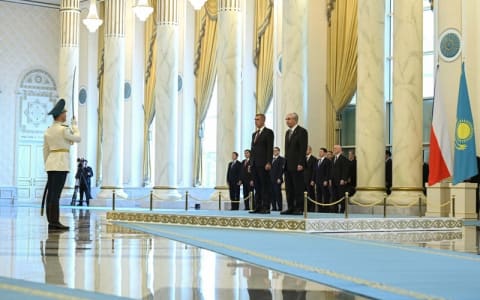 Çexiyanın Baş naziri Qazaxıstanda səfərdədir