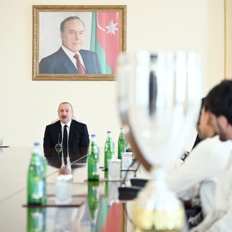 Prezident Avropa çempionatında komanda hesabında çempion olan güləşçiləri qəbul edib - YENİLƏNİB