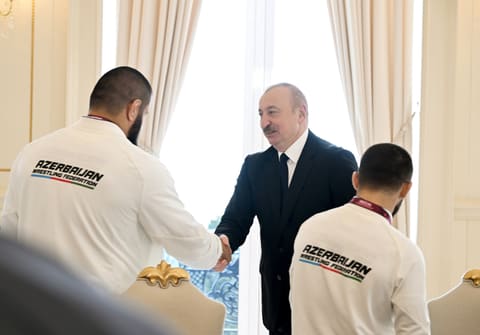 Prezident Avropa çempionatında komanda hesabında çempion olan güləşçiləri qəbul edib - YENİLƏNİB