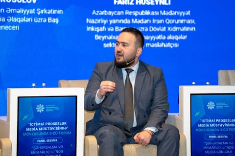 “İctimai proseslər media müstəvisində” mövzusunda III Forumda “Şəhərsalma və Memarlıq İli”ndə media gündəmi”nə həsr olunan panel sessiya təşkil edilib