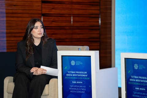 “İctimai proseslər media müstəvisində” mövzusunda III Forumda “Şəhərsalma və Memarlıq İli”ndə media gündəmi”nə həsr olunan panel sessiya təşkil edilib