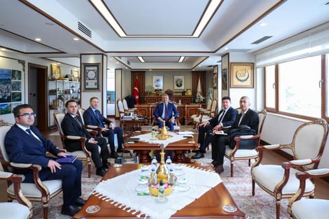 İğdır, Qars, Ərdəhan, Rize və Trabzonda Azərbaycanın investisiya mühiti tanıdılıb