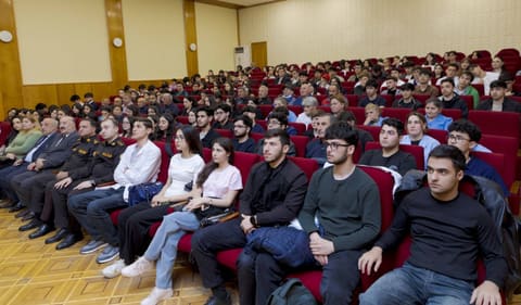 FHN Azərbaycan Tibb Universitetində maarifləndirmə tədbiri keçirib