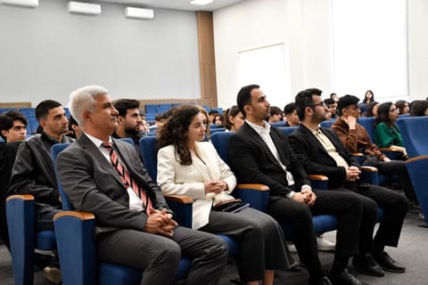 Neft Fondundan Qarabağ tələbələrinə mentorluq dəstəyi 