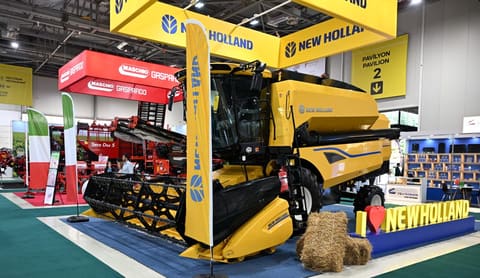  İlham Əliyev 19-cu “Caspian Agro Week” və 31-ci “InterFood Azerbaijan” sərgiləri ilə tanış olub - YENİLƏNİB