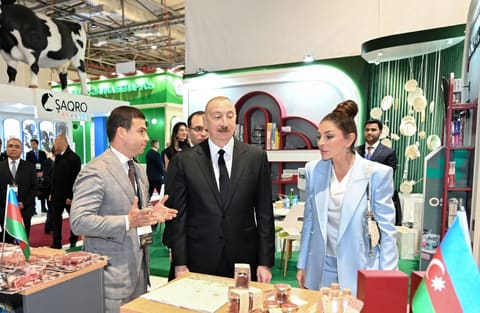  İlham Əliyev 19-cu “Caspian Agro Week” və 31-ci “InterFood Azerbaijan” sərgiləri ilə tanış olub - YENİLƏNİB