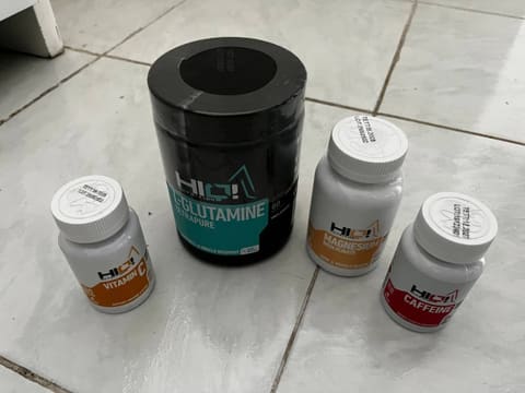 “SkyFit” idman zalında mənşəyi bilinməyən idman qidaları aşkarlanıb