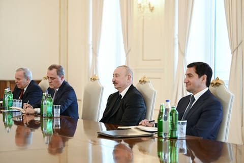 Prezident İlham Əliyev Avropa İttifaqının ali nümayəndəsinin başçılıq etdiyi nümayəndə heyətini qəbul edib