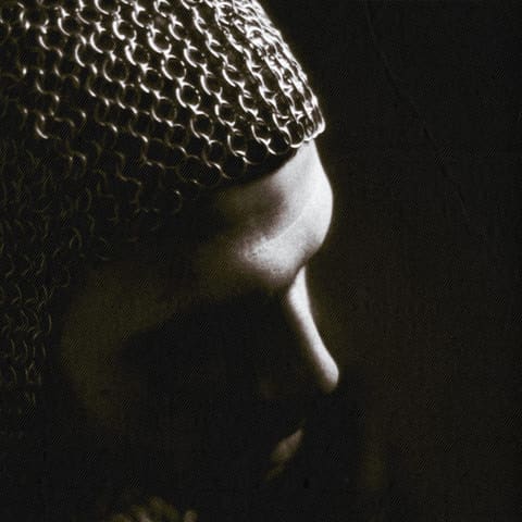 Aintnolie-nin “Çətin” qayıdışı qlobal hip-hop dalğasına qoşulur 
