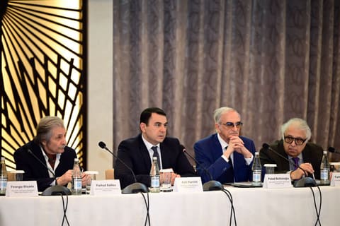 İncəsənət sahəsinin kompleks inkişafı ilə bağlı müzakirə aparılıb