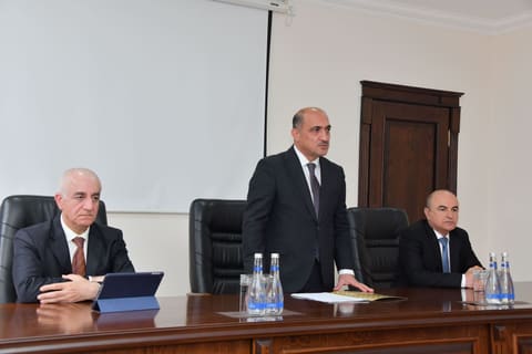Sumqayıt Dövlət Universitetinin yeni rektoru kollektivə təqdim olunub