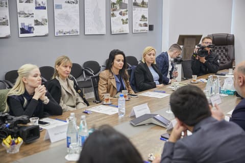 Bakı-Belqrad uçuşları fonunda Serbiya mediası Azərbaycanın turizm imkanları ilə tanış olub